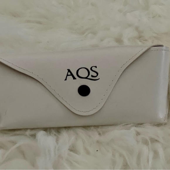 EUC AQS Mirrored Sunglasses - Picture 4 of 4